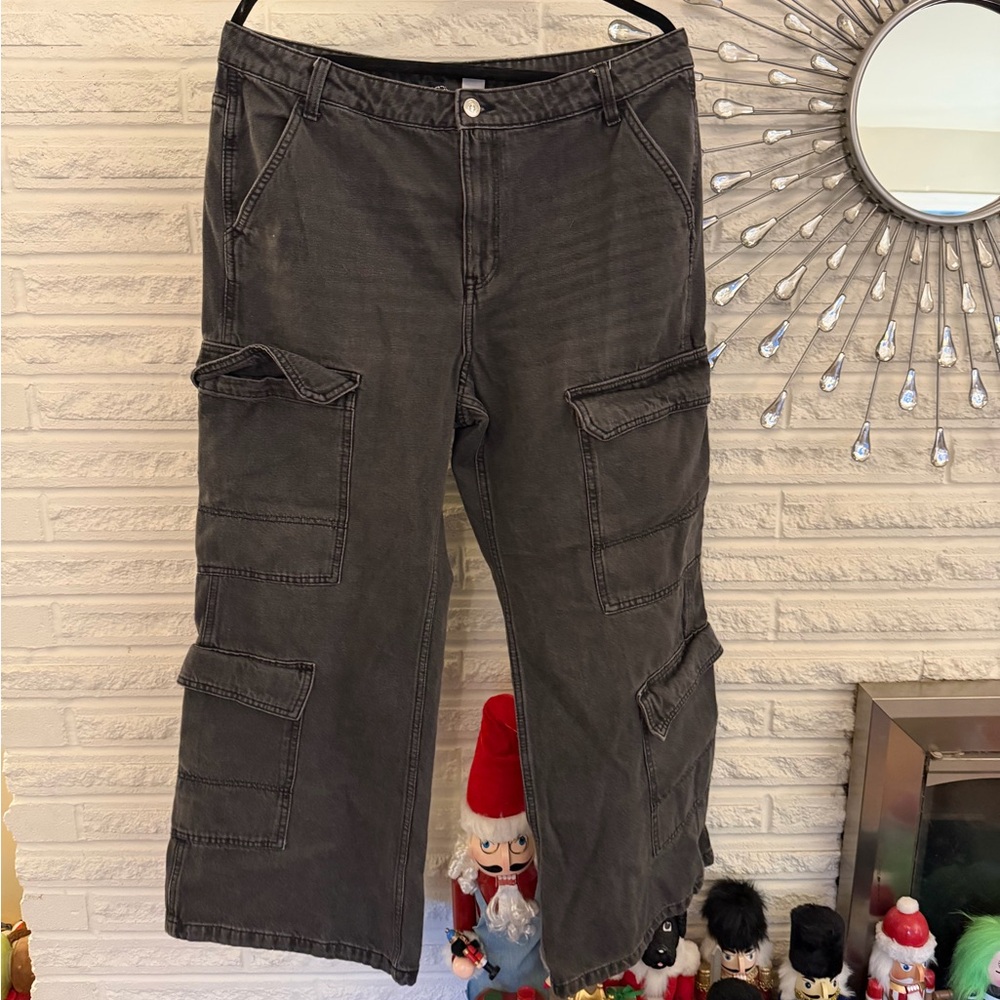Women’s  Black Cargo jeans